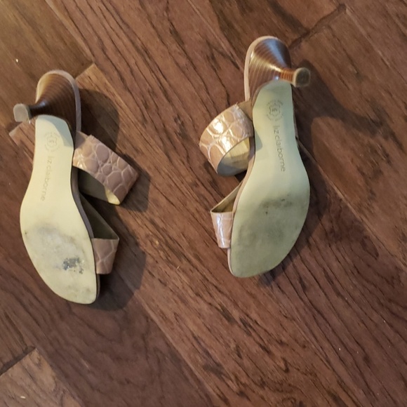 Shoes - Picture 2 of 3